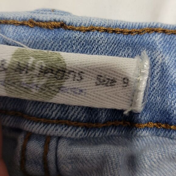 I&M cropped high waisted frayed jeans - Picture 11 of 12